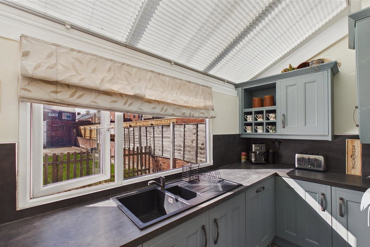 Kitchen - Picture 11 of 30