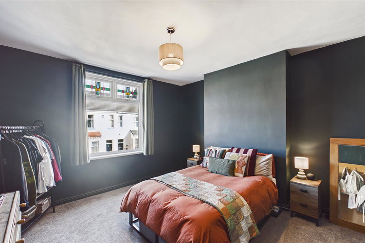 Bedroom 1 - Picture 17 of 30