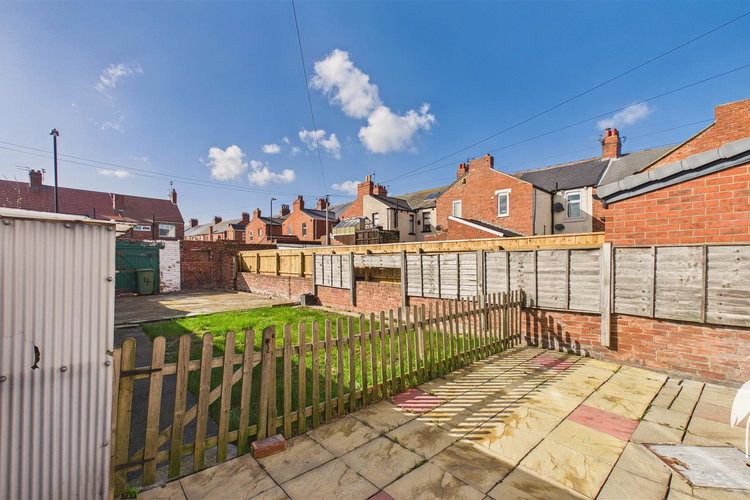 Outside - Picture 26 of 30