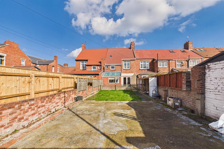 Outside - Picture 29 of 30