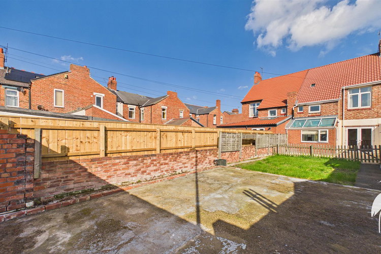 Outside - Picture 30 of 30