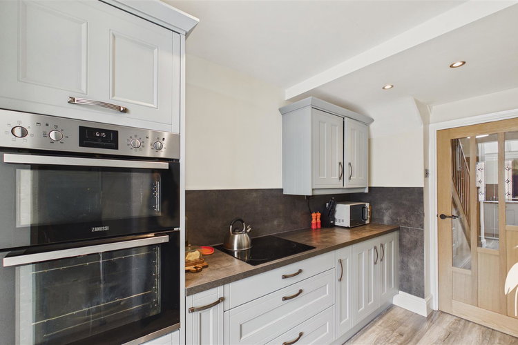 Kitchen - Picture 9 of 30