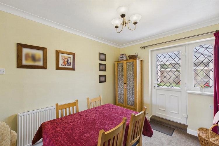 Dining Room - Picture 4 of 34
