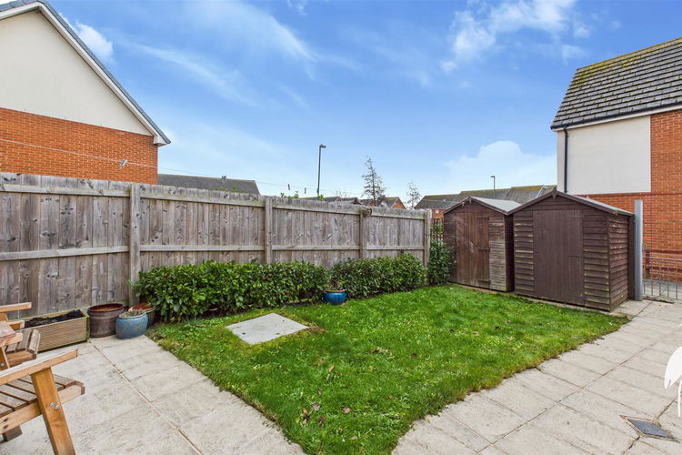 Outside - Picture 22 of 27