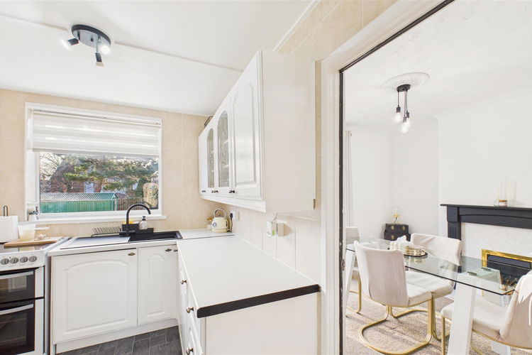 Kitchen - Picture 9 of 19