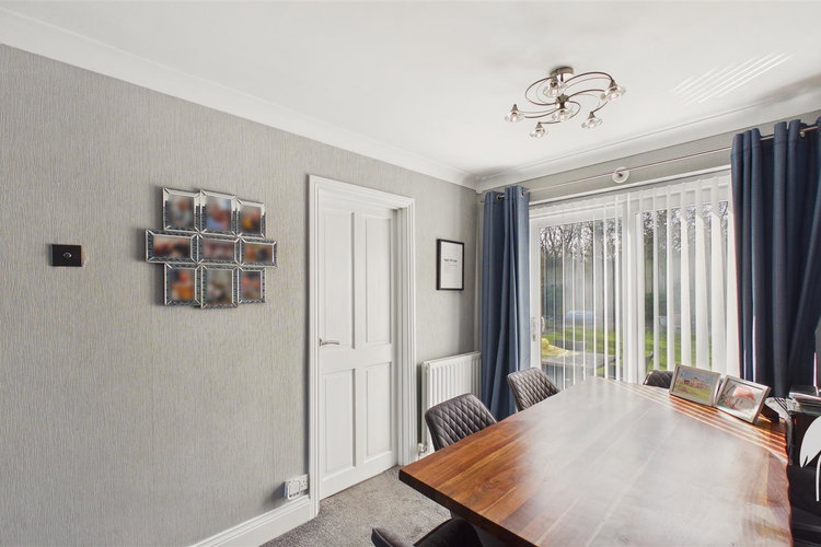 Dining Room - Picture 6 of 24