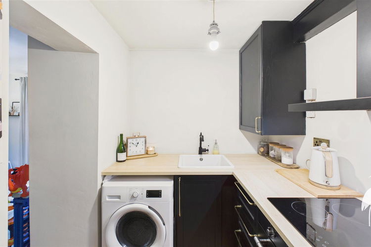 Kitchen - Picture 11 of 25