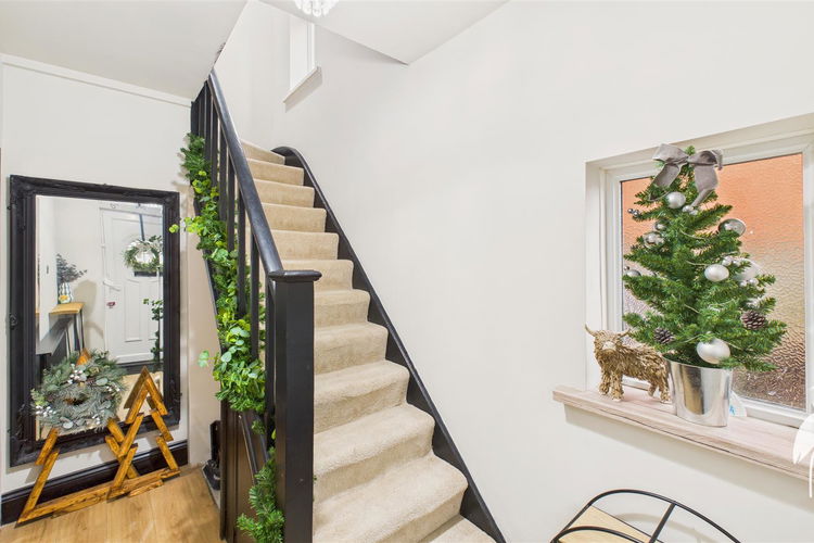 Reception Hall - Picture 13 of 25