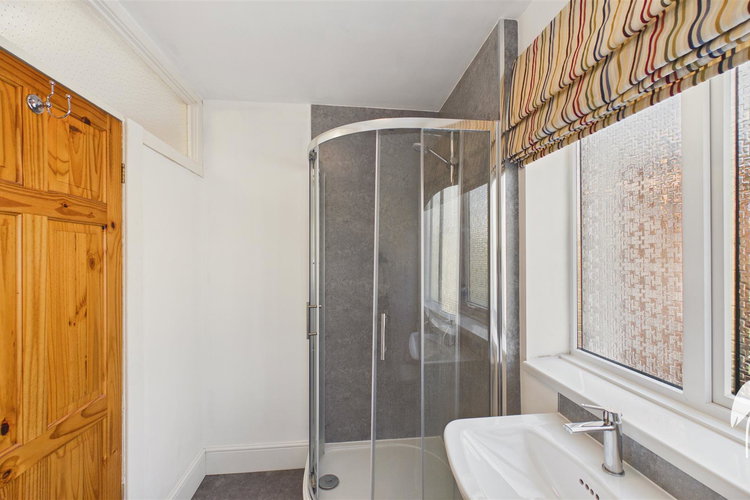 Shower Room - Picture 19 of 30