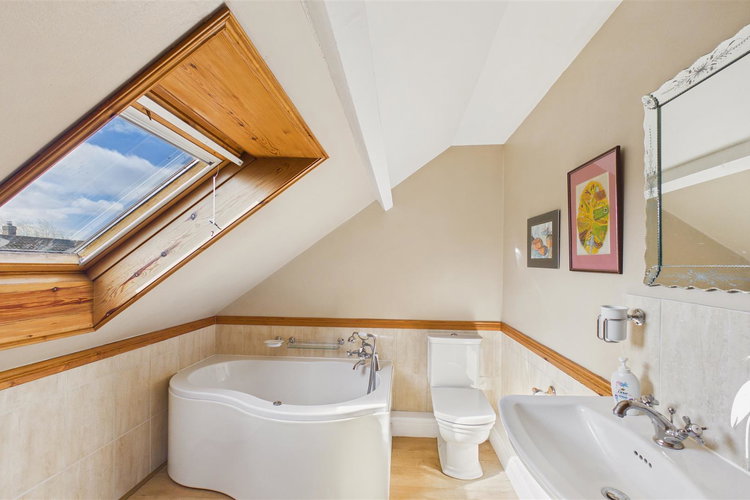 En-Suite Bathroom - Picture 25 of 30