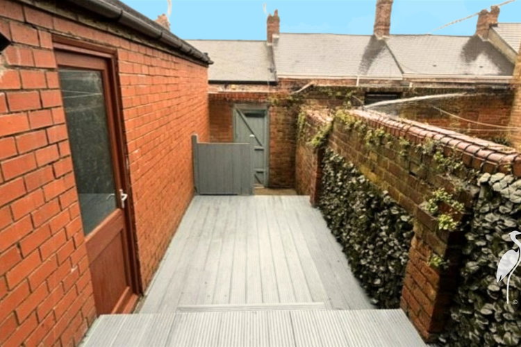 Outside - Picture 17 of 17