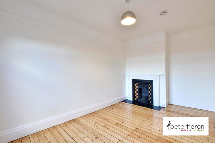 Bedroom 1 - Picture 8 of 21