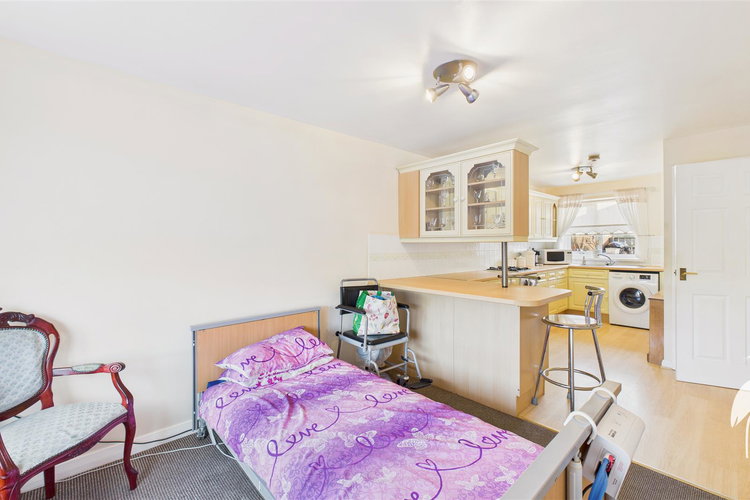 Dining Kitchen - Picture 5 of 23