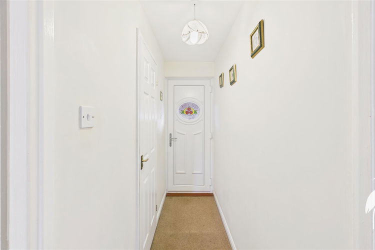 Entrance Hall - Picture 10 of 23