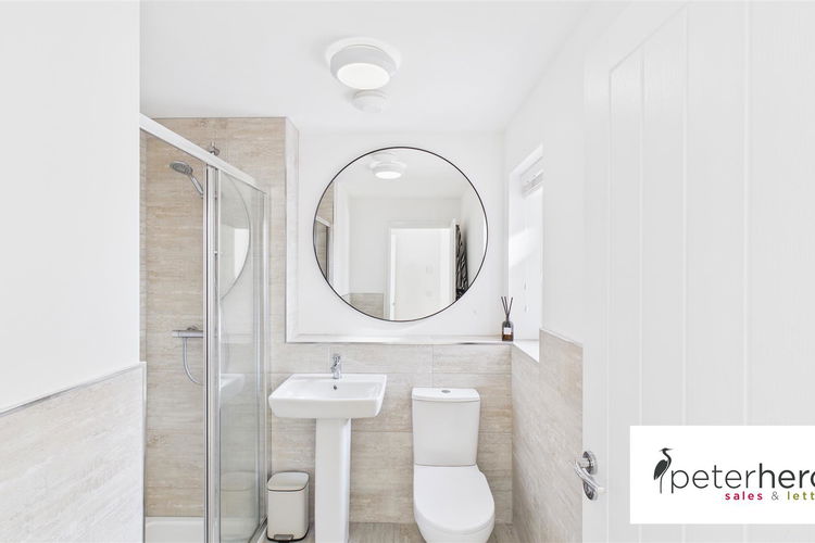 En-Suite Shower Room - Picture 14 of 25