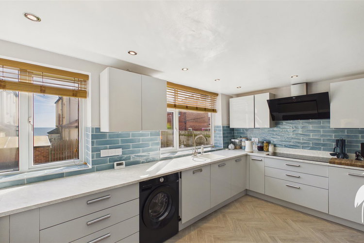 Kitchen - Picture 12 of 44