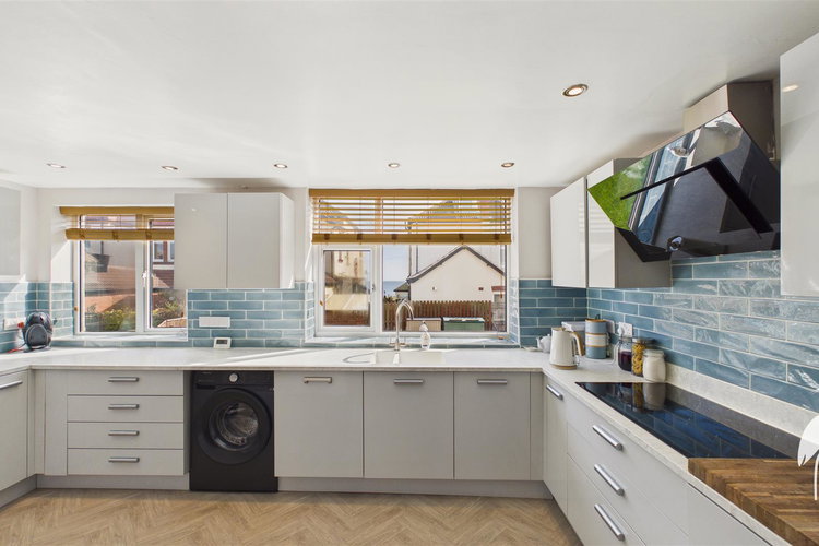 Kitchen - Picture 14 of 44