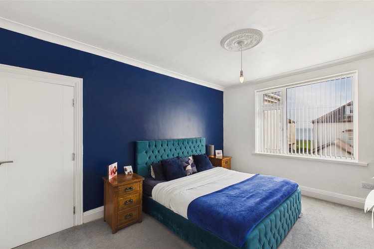 Bedroom 1 - Picture 20 of 44