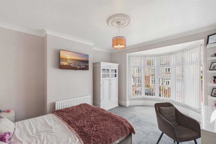 Bedroom 2 - Picture 22 of 44