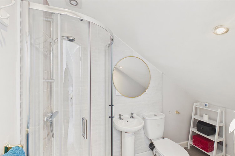 En-Suite Shower Room - Picture 36 of 44