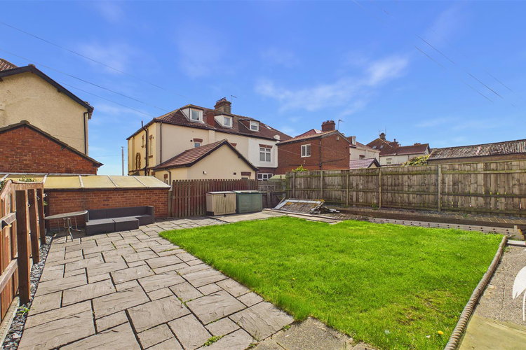 Outside - Picture 37 of 44