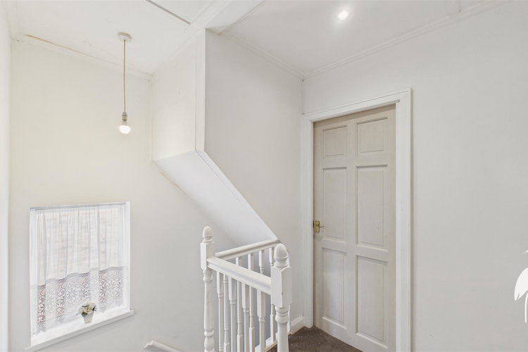 First Floor Landing - Picture 16 of 22