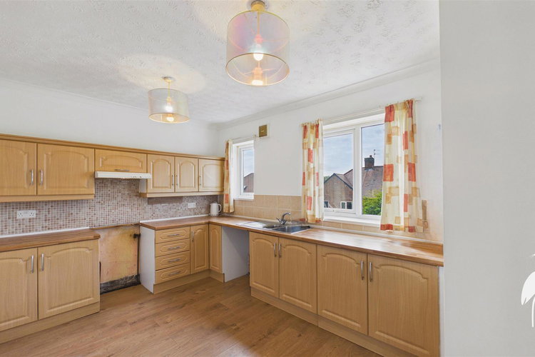 Kitchen - Picture 5 of 22