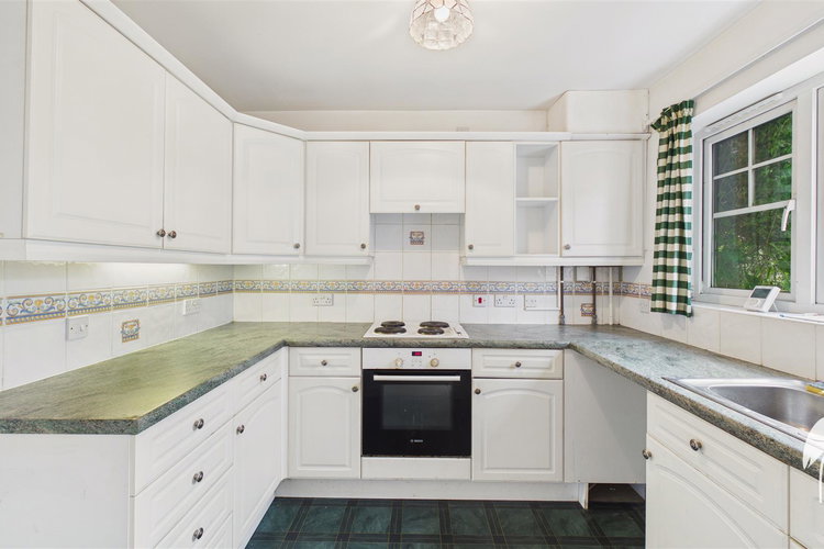Kitchen - Picture 7 of 19