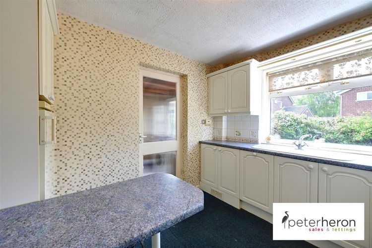 Kitchen - Picture 6 of 19
