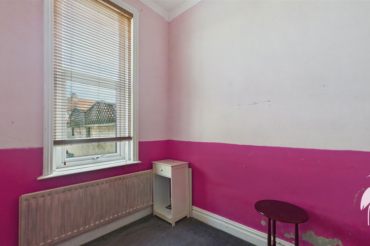 Bedroom 2 - Picture 10 of 14