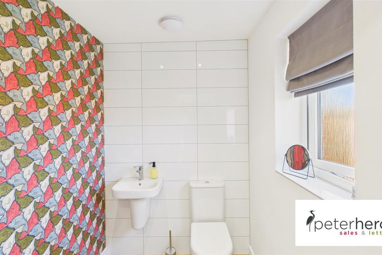 Cloakroom/WC - Picture 9 of 27