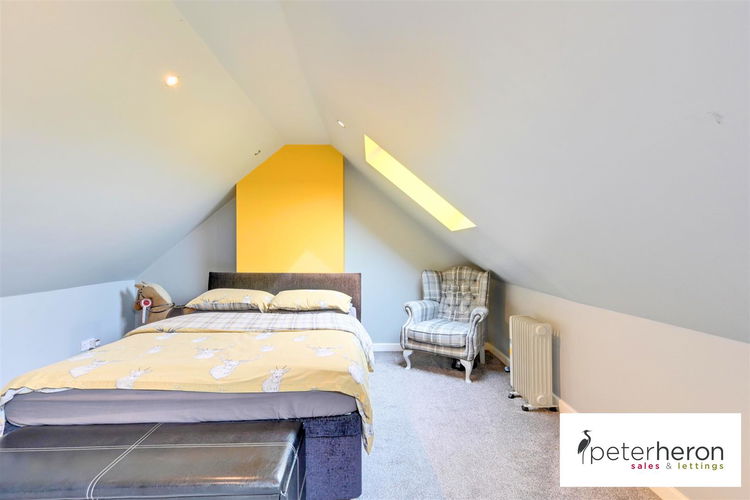 Loft Space - Picture 9 of 14