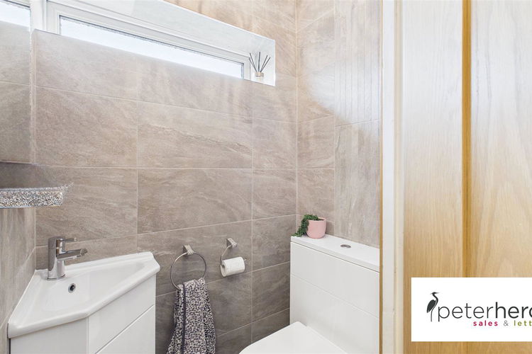 Cloakroom/WC - Picture 14 of 31