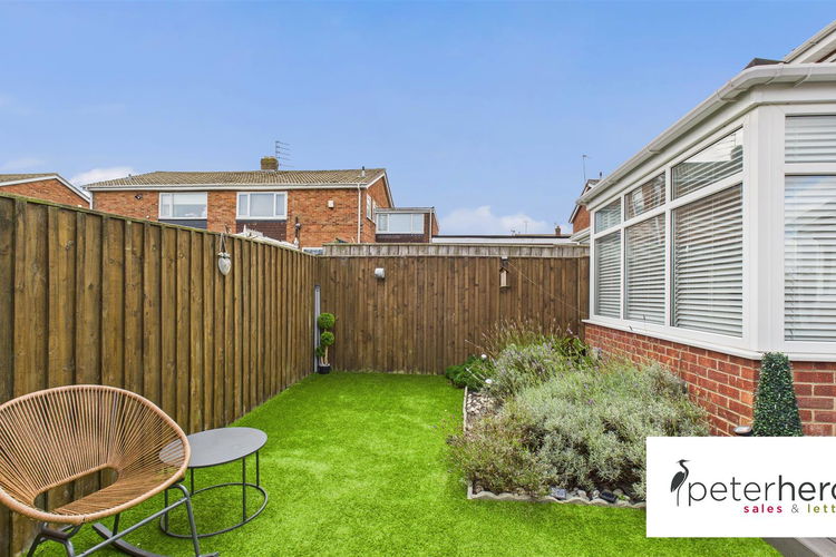 Outside - Picture 29 of 31