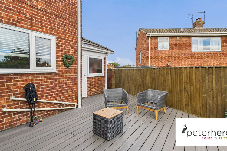 Outside - Picture 30 of 31