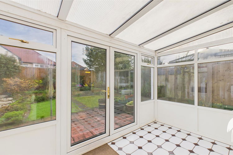 Conservatory - Picture 9 of 25