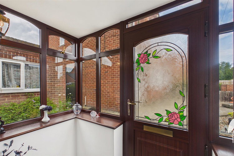 Entrance Porch - Picture 14 of 28