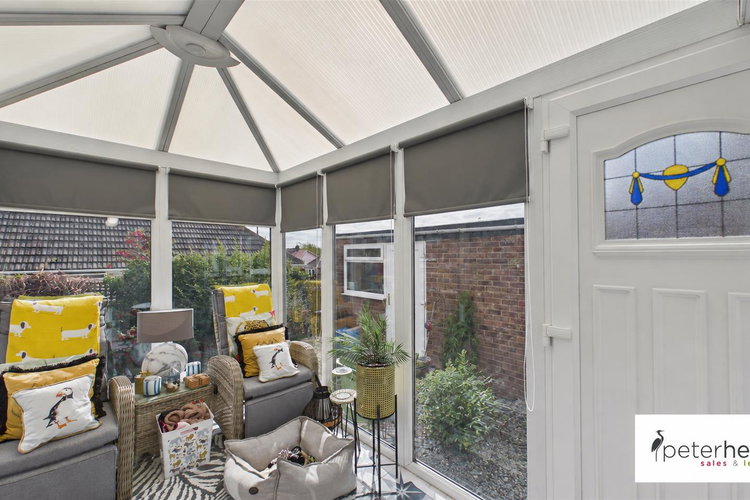 Conservatory - Picture 10 of 23