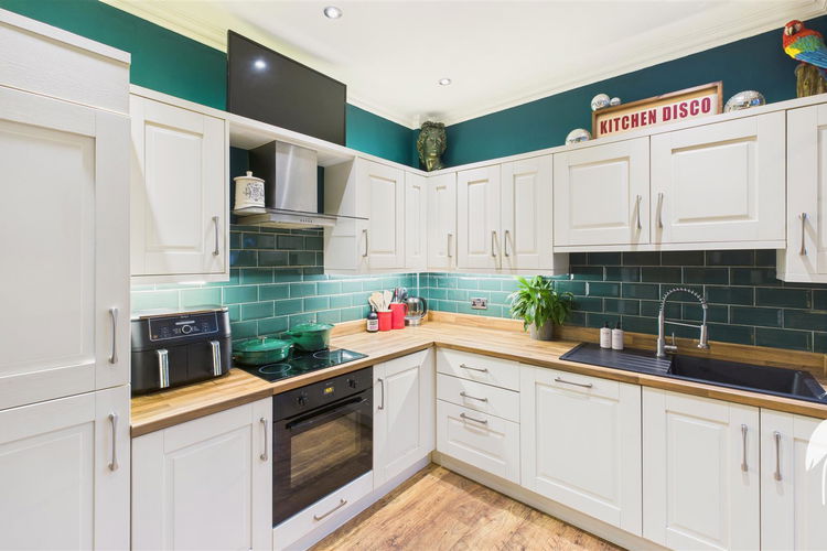 Kitchen - Picture 18 of 46