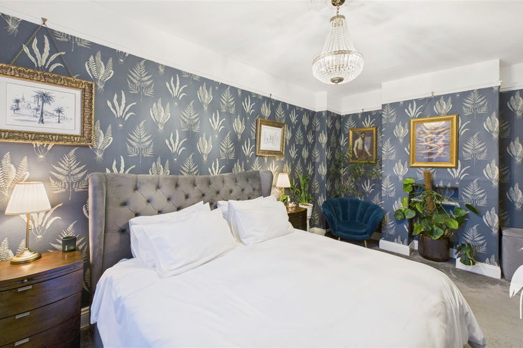 Bedroom 1 - Picture 27 of 46