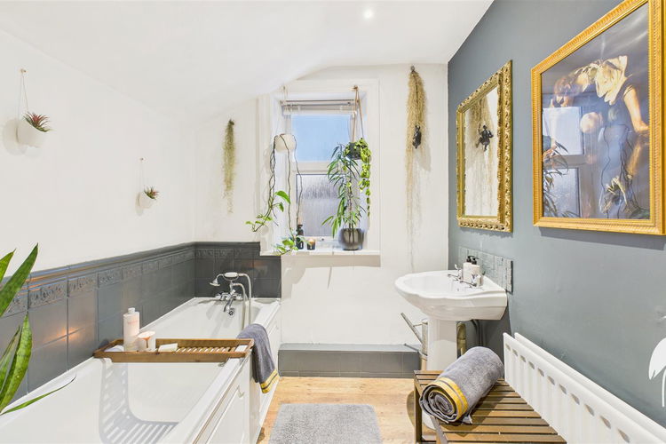 Bathroom - Picture 37 of 46