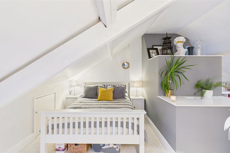 Loft Space - Picture 43 of 46