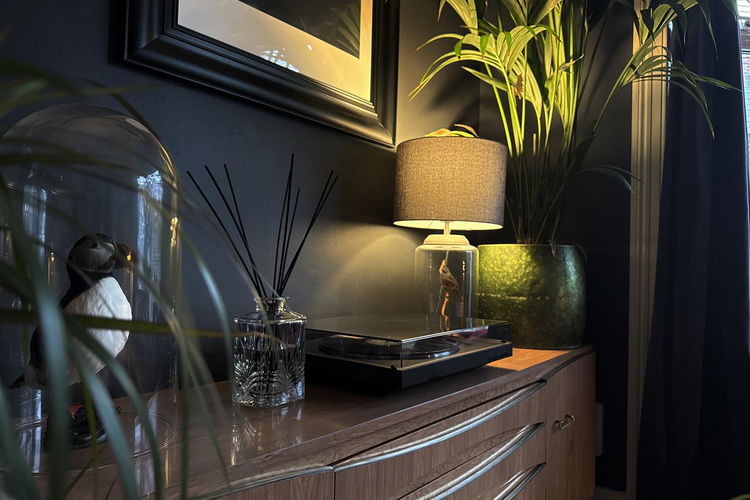 Lounge - Picture 9 of 46