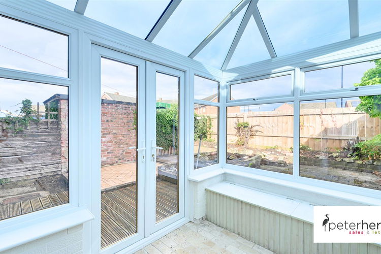 Conservatory - Picture 9 of 18