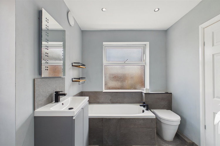 Bathroom - Picture 7 of 17