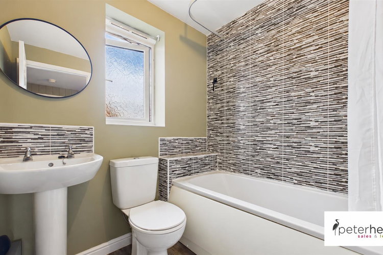 Bathroom - Picture 20 of 23