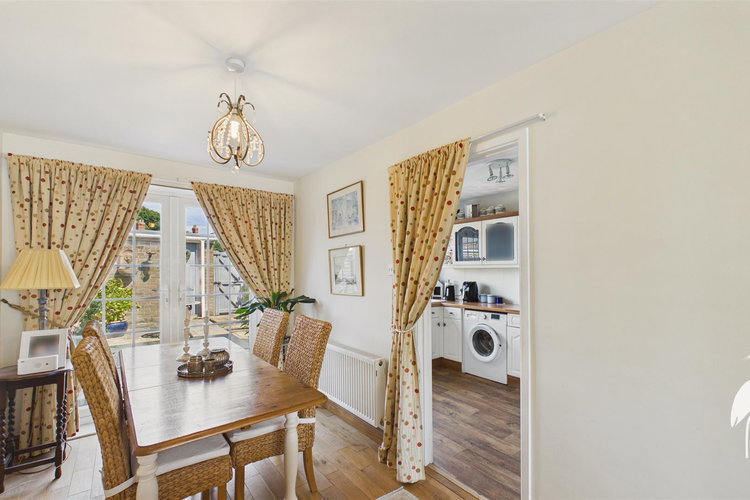 Dining Room - Picture 8 of 28