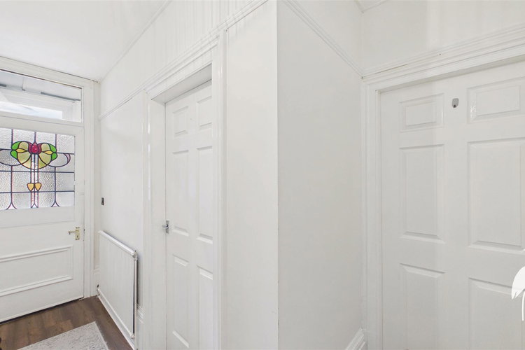 Entrance Hall - Picture 12 of 22