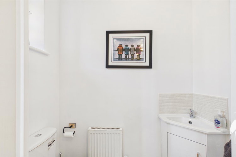 Cloakroom/WC - Picture 11 of 23