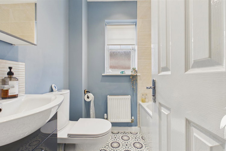 CAM03169G0-PR0290-STILL006.jpg - Picture 16 of 23